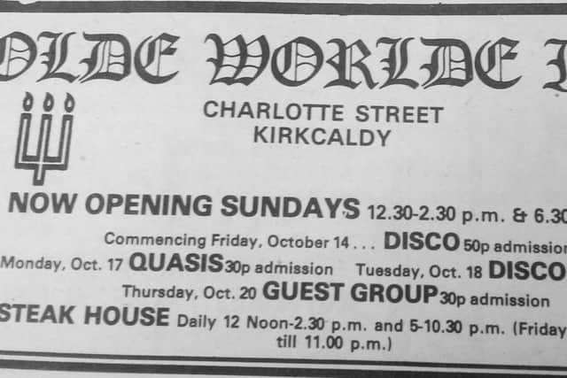 1977 - first pubs in Kirkcaldy to be granted Sunday opening licences. Kirkcaldy & District Licensing Board among first in Scotland to sanction the move - the Old Worlde Pub was one of  a number which opened.