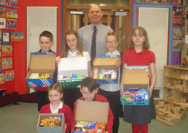 Castlehill Primary pupils donate to Cupar Foodbank.