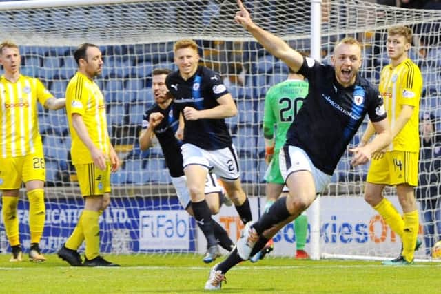 Part of the Ramsdens Cup winning side, Spence joined Rovers for a second spell in 2017 and scored 11 goals before leaving last summer for a fourth spell at Alloa. (Fife Photo Agency)