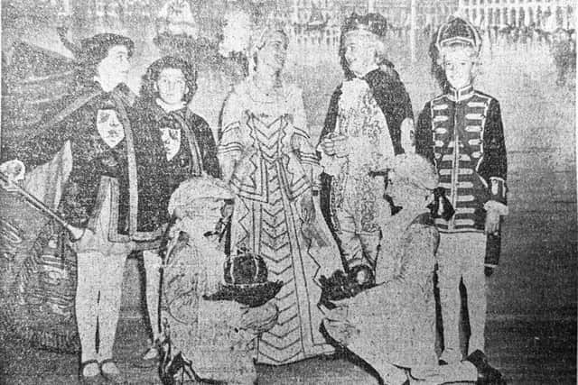 An FFP picture of 'The Gondoliers' in 1950.