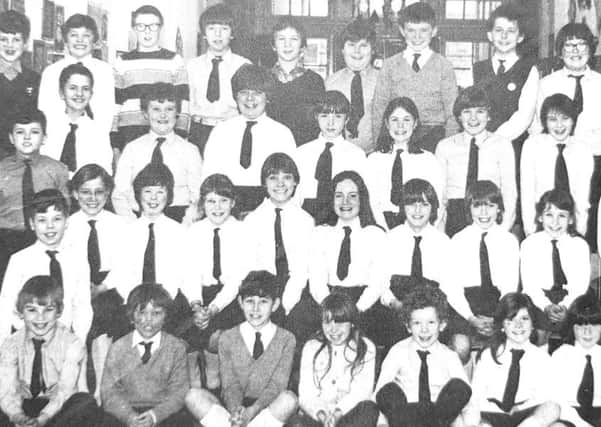 Dunnikier Primary School's choir in 1983