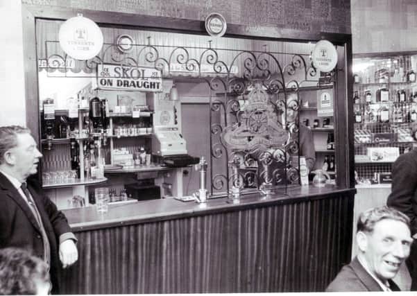 The original bar in 1971.
