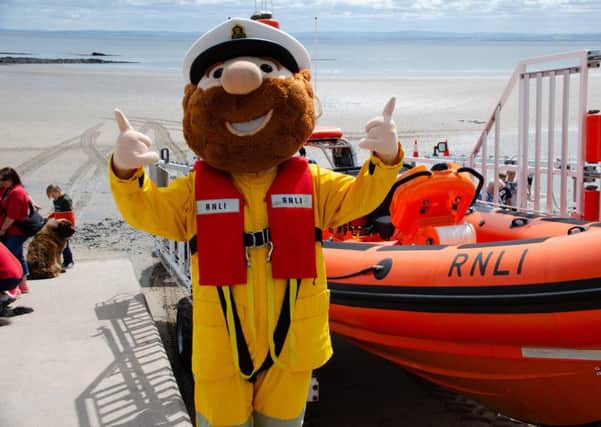 Kinghorn Lifeboat volunteers had a successful Open Day on Saturday, raising over £5000 for the RNLI. A large turnout of supporters enjoyed the sunshine and warm temperatures whilst being entertained by many stalls and attractions.