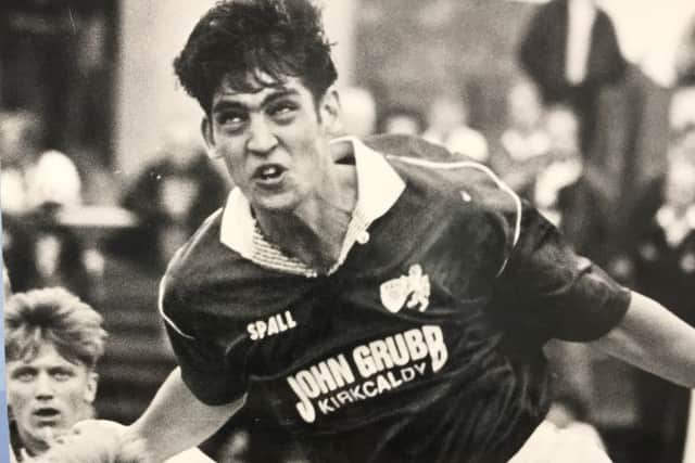 Defender began his career with Raith in 1990, winning two Scottish First Division titles and the League Cup during his six years at Stark's Park. Raeside moved to Dundee in 1996, where he won another First Division title in 1998.