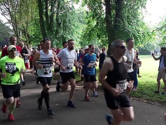 The runners set off from Beveridge Park